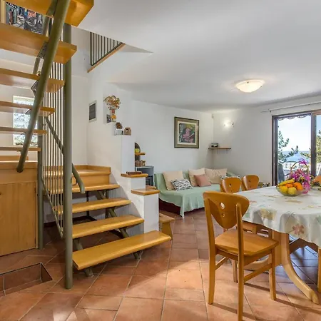 Calma By El-pi Tours *