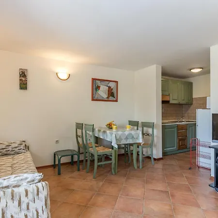 Calma By El-pi Tours Apartman *