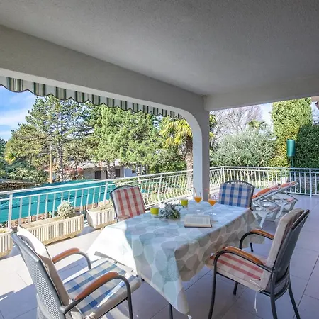 Calma By El-pi Tours Apartman Njivice