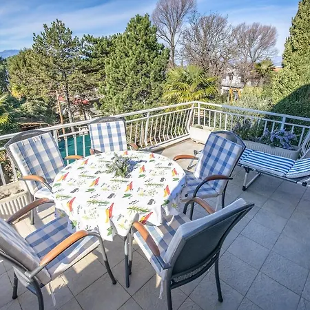 Calma By El-pi Tours Apartman *